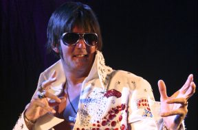 Elvis Imitator Johnny Lewis
