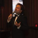 Raoul, the Christmas Crooner